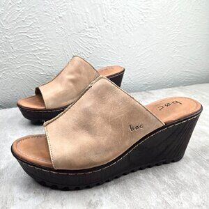 B.O.C. Wedge Sandals Sz 9 Tan Leather Slip On Casual Mule Platform